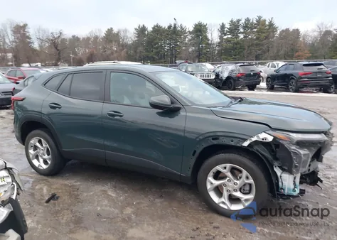 2025 Chevrolet Trax Fwd Ls z USA, uszkodzony, nr VIN KL77LFEP8SC115085